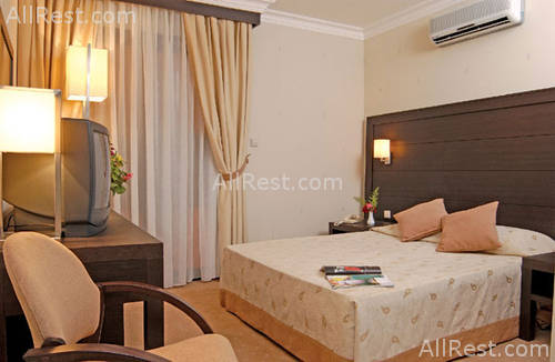 Piril Hotel 7